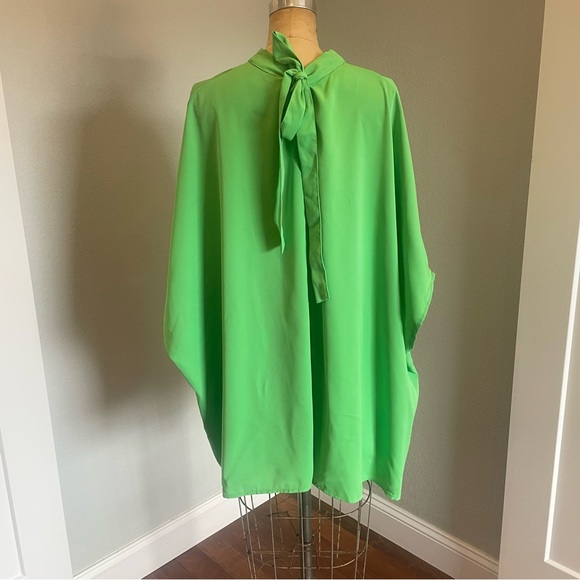 SZ S Green Oversized High Neck Tie Back Neck Blouse - Picture 2 of 7